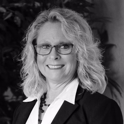 Profile Picture of Allison Long (@LibraryCAVE) on Twitter