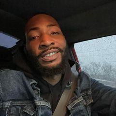Profile Picture of Michael Nicholas (@michaelnicholas421) on Tiktok