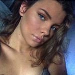 Profile Picture of Lexi Hedstrom  🌸 (@alexis.hedstrom) on Instagram