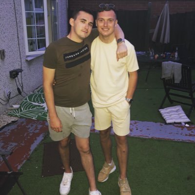 Profile Picture of Aaron Perry (@Aperry98) on Twitter
