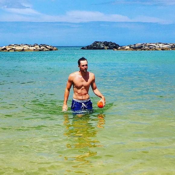 Profile Picture of Kyle Geffen (@kag1444) on Poshmark