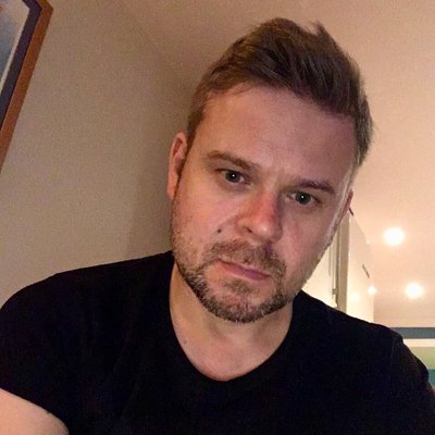 Profile Picture of Paul Connelly (@PaulConnellyGtr) on Twitter