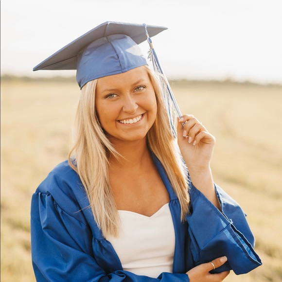 Profile Picture of Mckenzie Krift (@mckenziekrift) on Poshmark