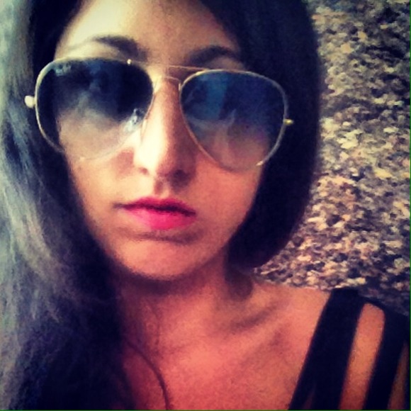 Profile Picture of Jennifer Trofa (@jennifertrofa) on Poshmark