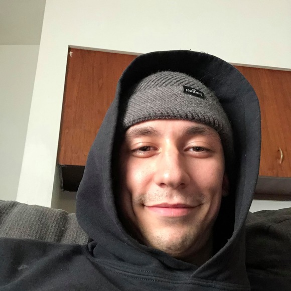 Nick Swigonski - Poshmark Profile Picture of Nick Swigonski (@nickswigonski) on Poshmark