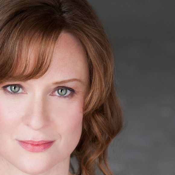 Profile Picture of Robyne Parrish (@robyne34) on Poshmark