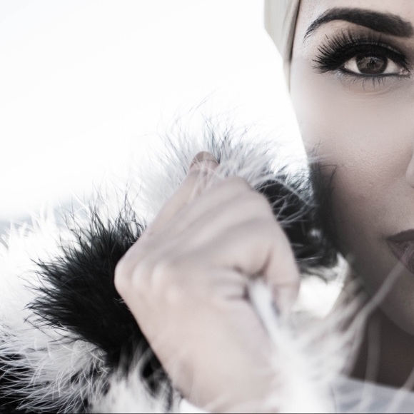 Profile Picture of Nora Motaweh (@n00rz) on Poshmark