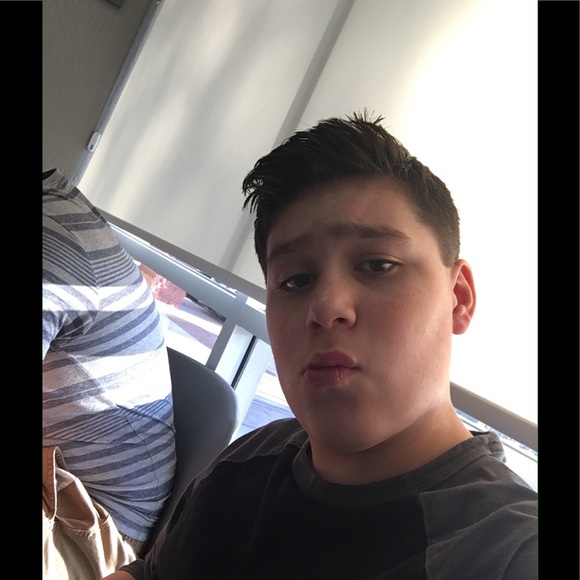 Profile Picture of Emiliano Jauregui (@emiliano_jaur) on Poshmark