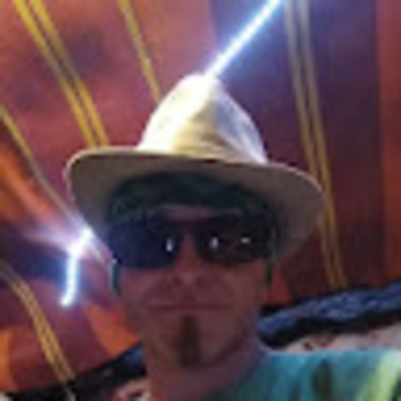 Profile Picture of Ron Freeman (@shorty69691313) on Poshmark