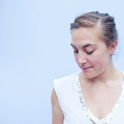 Profile Picture of Lucy Potter (@lulublueshoes) on Twitter