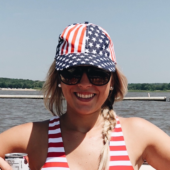 Profile Picture of Mataya Hammes (@matayahammes) on Poshmark