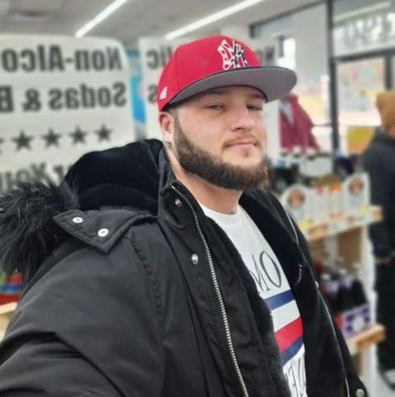 Profile Picture of Allan Arm n hammer (@joyallan444) on Poshmark