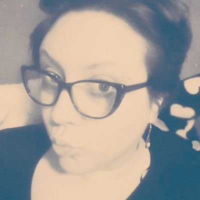 Profile Picture of Sarah (@SarahSimmonds75) on Twitter