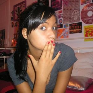 Jennifer Simoes - Myspace Profile Picture of Jennifer Simoes (@princ3ss_j3n) on Myspace