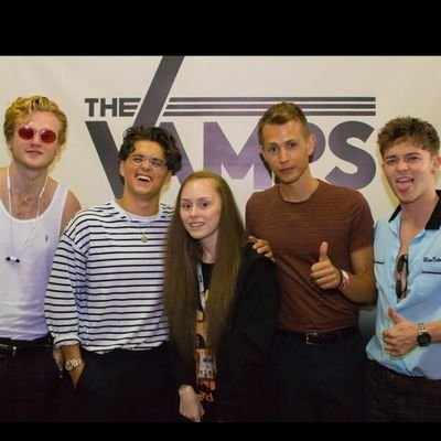 Profile Picture of Demilee (@demilee123wood) on Twitter