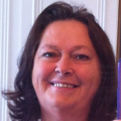 Profile Picture of Tina Ellison (@tinaz55) on Twitter