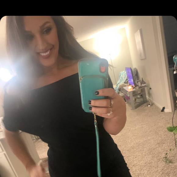 Profile Picture of Christy Mooty (@cmm20189) on Poshmark
