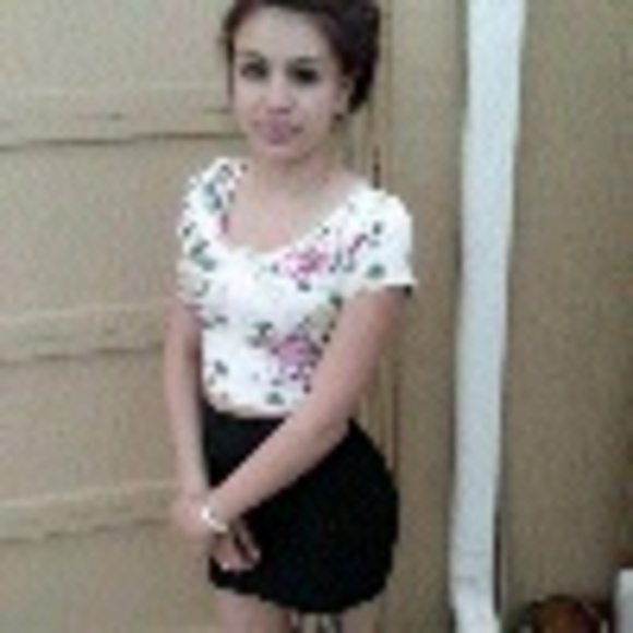 Profile Picture of Anna Zegarra (@annalove05) on Poshmark