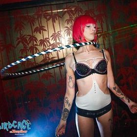 Profile Picture of Danielle Humble (@rootsbookings) on Pinterest