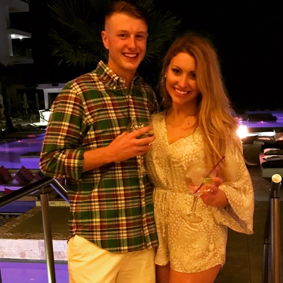 Profile Picture of Hunter Dyer (@hduer14) on Poshmark