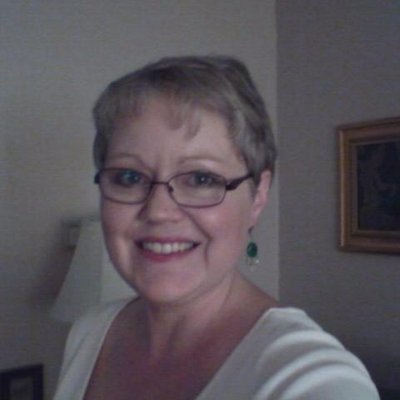 Profile Picture of Lori L. Winslow (@msfitzrus) on Twitter