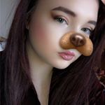 Profile Picture of Holly (@diamond_fizzle) on Instagram