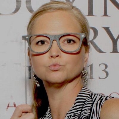Profile Picture of Wanda Hanscom (@SmileyFacePB) on Twitter