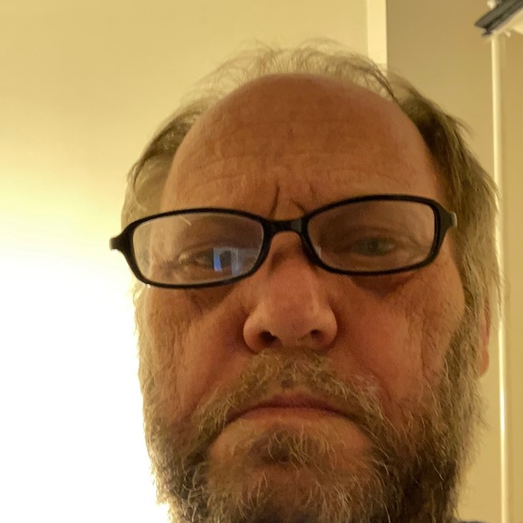 Randy Vickery - Poshmark Profile Picture of Randy Vickery (@randyvickery) on Poshmark