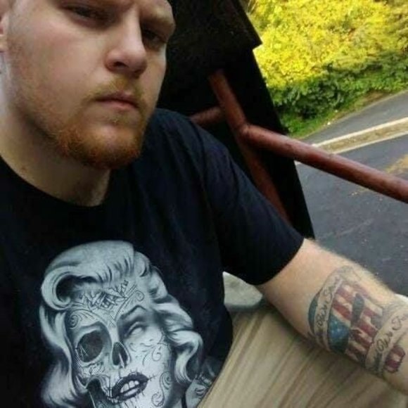 Chody Black - Poshmark Profile Picture of Chody Black (@cb7093) on Poshmark