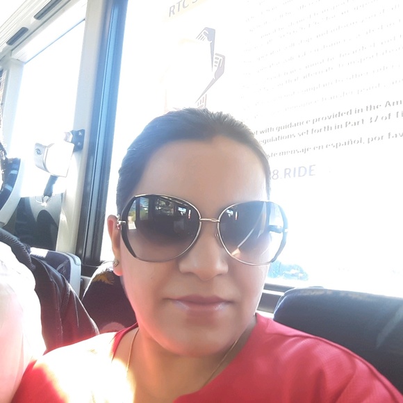 Profile Picture of Anjali Jaiswal (@sundarkala) on Poshmark