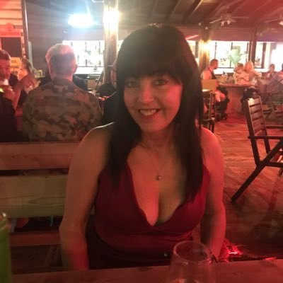 Profile Picture of Cathy Bowen (@cathysweep) on Twitter