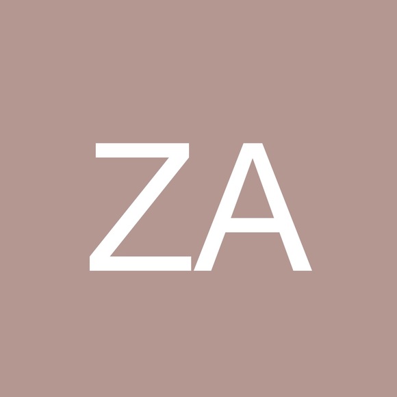 Profile Picture of Zach Auth (@zach_auth) on Poshmark