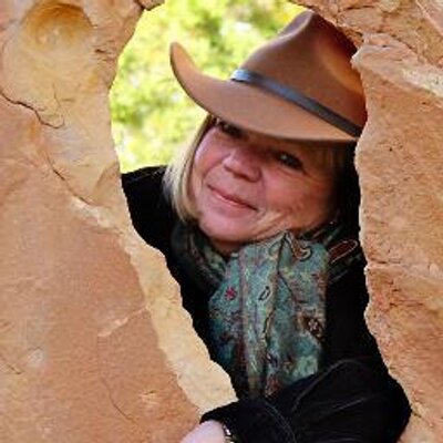 Profile Picture of Linda Gardner (@bluemoonranch) on Twitter