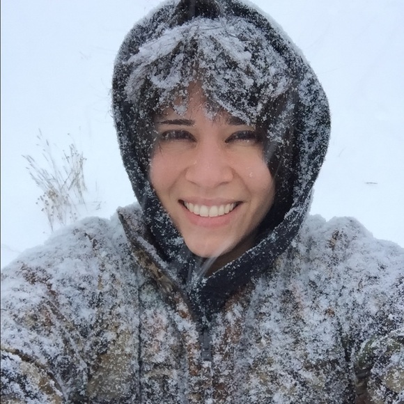 Profile Picture of Nizhoni Starkovich (@nizstark) on Poshmark