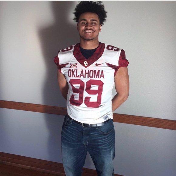 Profile Picture of Daniel Carson (@dtyme_carson) on Poshmark