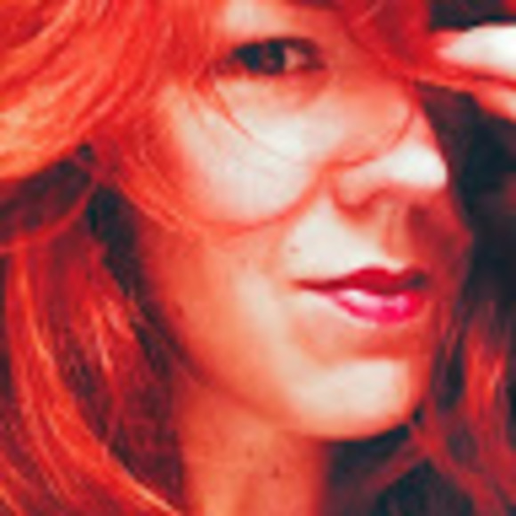 Profile Picture of Kate Sands (@sandskate1984) on Poshmark