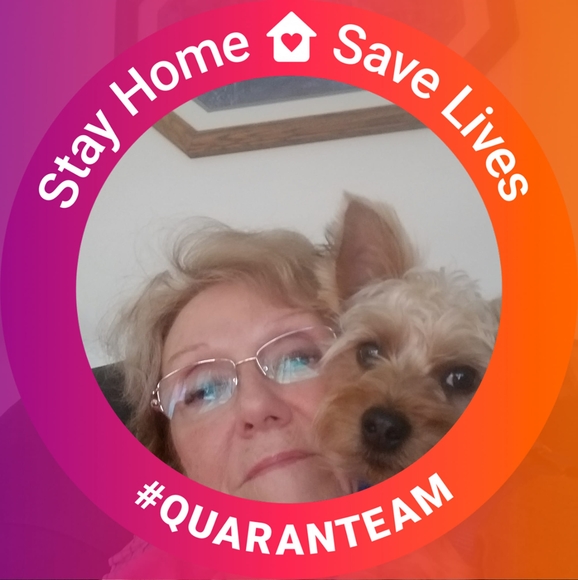 Profile Picture of Linda Confalone (@family2550) on Poshmark