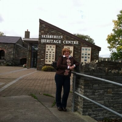 Profile Picture of Julie Holcomb (@slainte1463) on Twitter