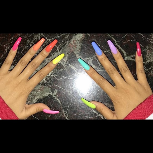 Profile Picture of Ashly Lopez (@lopezashlyn88) on Poshmark