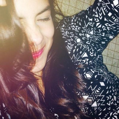 Profile Picture of Alice Fernandez Zee (@AlicefrnAlice) on Twitter