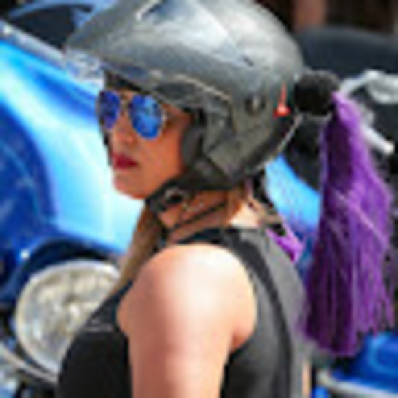 Profile Picture of Isabella Iardella (@tails4helmets) on Poshmark