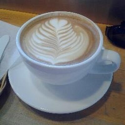 Profile Picture of Ardythe Woerly (@@sradobleve) on Twitter