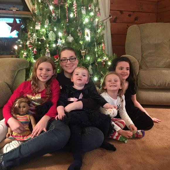 Profile Picture of Barbara Schneider (@barbaraschne380) on Poshmark