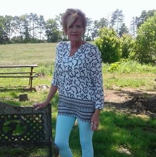 Profile Picture of Lois Harmon (@lois.harmon.71) on Facebook