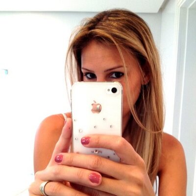 Profile Picture of Poli (@PoliCalderin) on Twitter