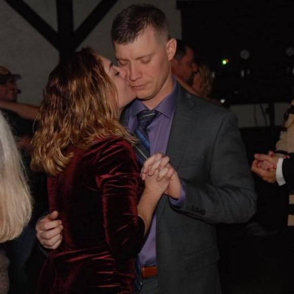 Profile Picture of Andrew Asperger (@aj_squeeks) on Poshmark