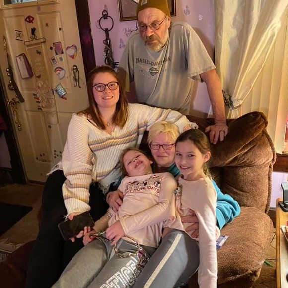 Profile Picture of Beverly Thompson (@beverlythomp909) on Poshmark