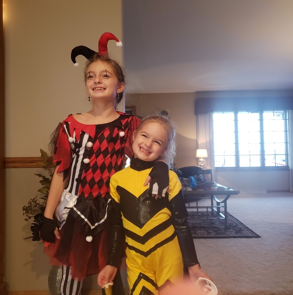 Profile Picture of Sharon Vruwink (@vruwinks) on Poshmark