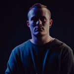 Profile Picture of Tyler Kern (@violetninetyler) on Instagram