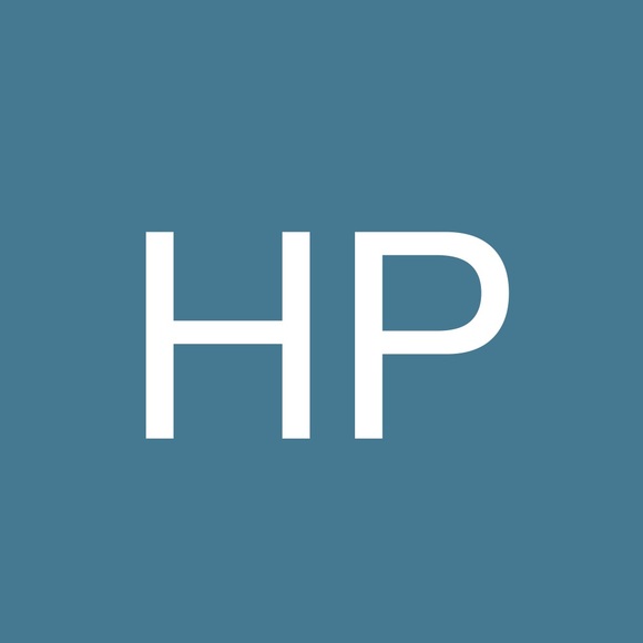 Profile Picture of Hannah Pamperin (@hannahpamperin) on Poshmark